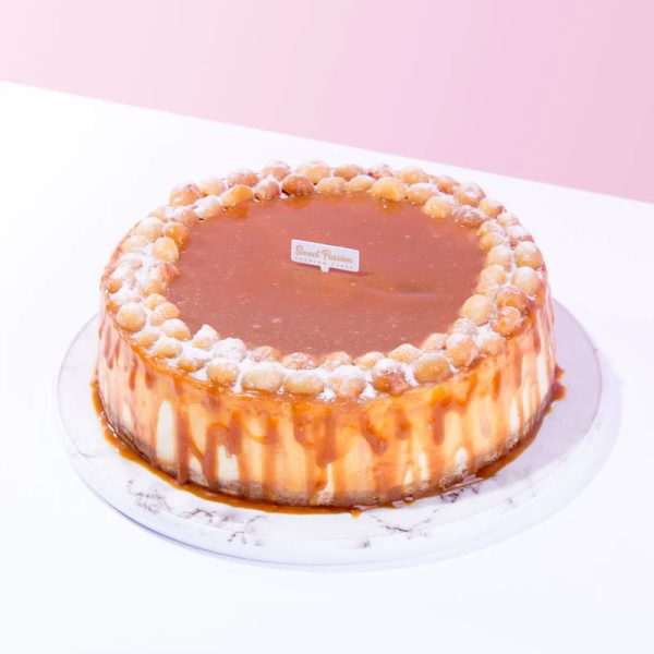 Salted macadamia cheesecake