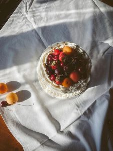 Fruit topped delight cake